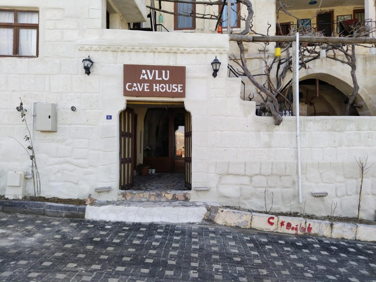 فندق Avlu Cave House غوريمِيه المظهر الخارجي الصورة
